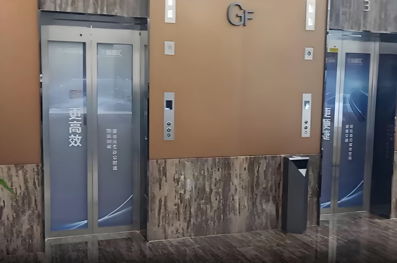 电梯厅